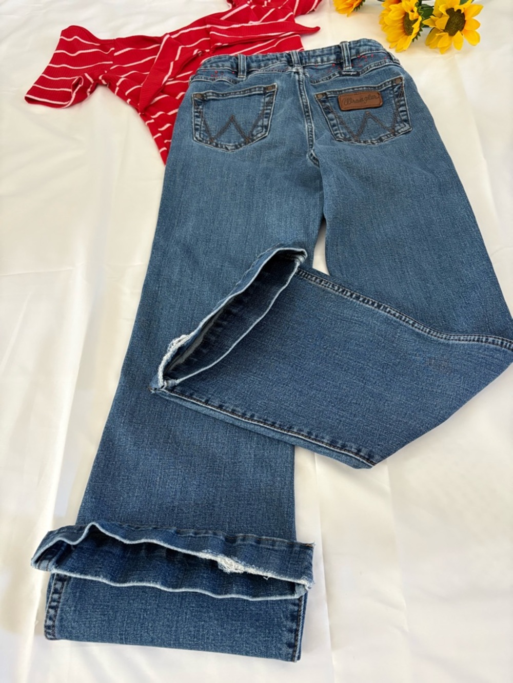 Wrangler Retro HR Trouser Jeans 25x32 Flare Custom & Natural Distressed detail